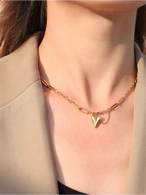 18K Gold Plated  Heart Pendant Chain Necklace - Women's Jewelry